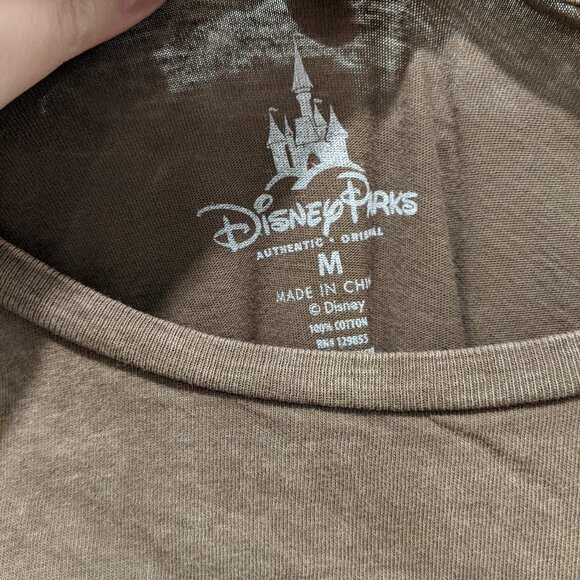 Disney Polynesian Village Resort Men's T-Shirt - Picture 3 of 4